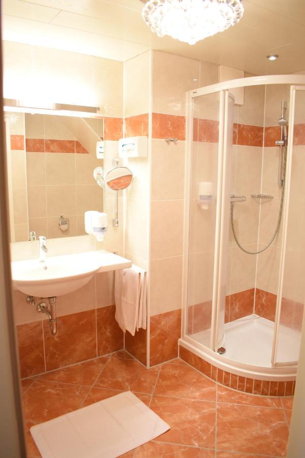Gartenhotel Kloepferkeller Eibiswald Εξωτερικό φωτογραφία